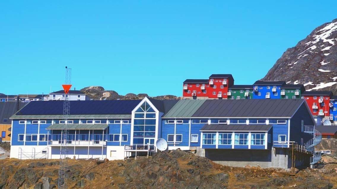Hotel Qaqortoq Eksteriør bilde